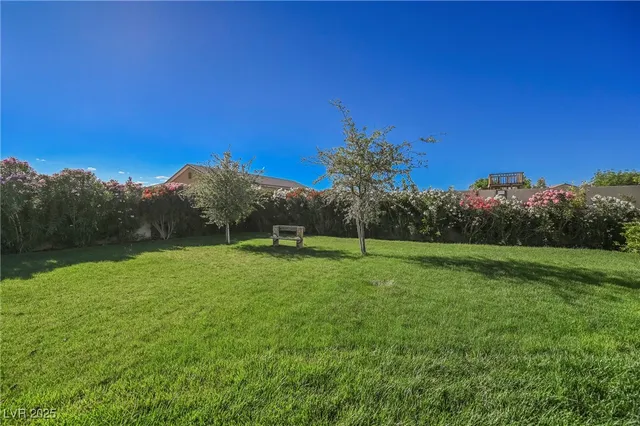 $1,975,000 | 120 Chartan Avenue, Las Vegas, NV 89183