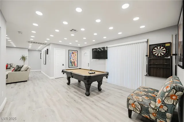 $1,975,000 | 120 Chartan Avenue, Las Vegas, NV 89183