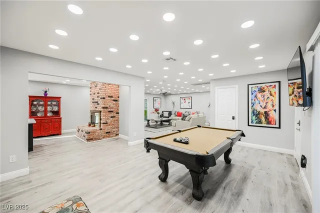 $1,975,000 | 120 Chartan Avenue, Las Vegas, NV 89183