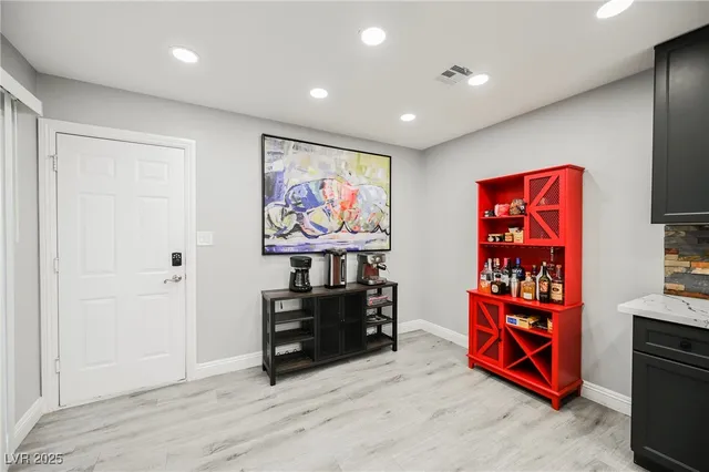 $1,975,000 | 120 Chartan Avenue, Las Vegas, NV 89183