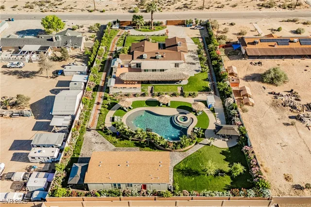 $1,975,000 | 120 Chartan Avenue, Las Vegas, NV 89183