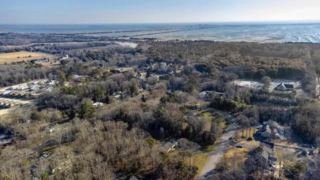 a view of a houses with a yard