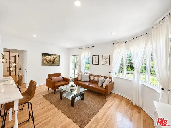 $5,000 | 1134 Chelsea Avenue, Unit A, Santa Monica, CA 90403