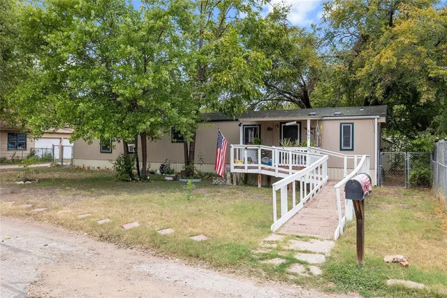 $54,900 | 507 Hackberry Street, Brownwood, TX 76801