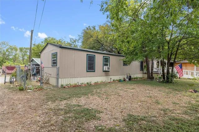 $54,900 | 507 Hackberry Street, Brownwood, TX 76801