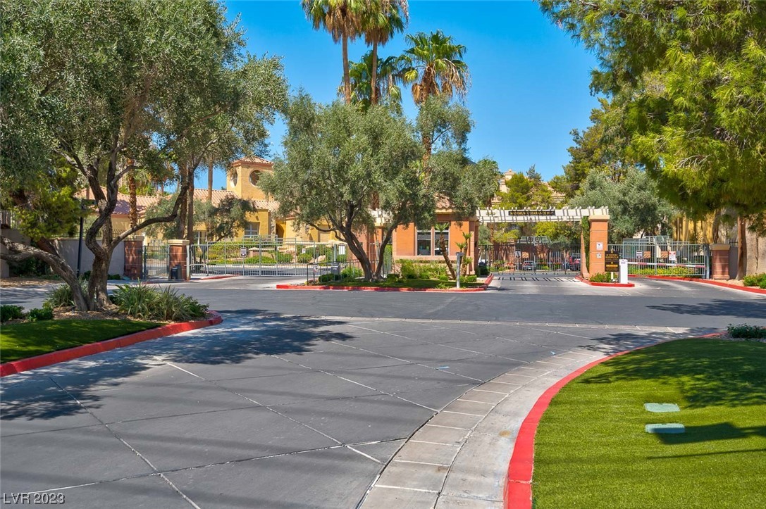 230 East Flamingo Road, Unit 313 Las Vegas, NV 89169 - Photo 2 of 50