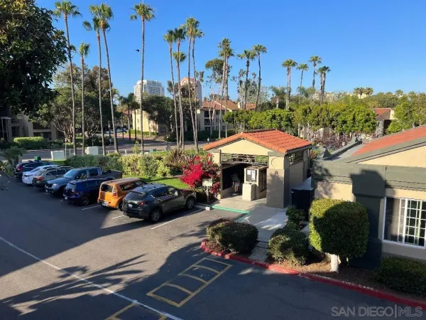 $2,750 | 7425 Charmant Drive, Unit 2912, San Diego, CA 92122