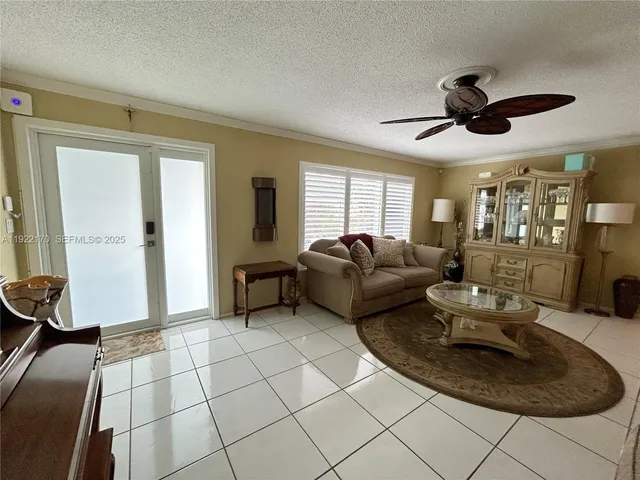$429,000 | 4905 Northwest 49th Road, Tamarac, FL 33319