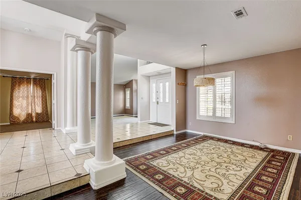 $3,350 | 8344 Snowmass Drive, Las Vegas, NV 89128