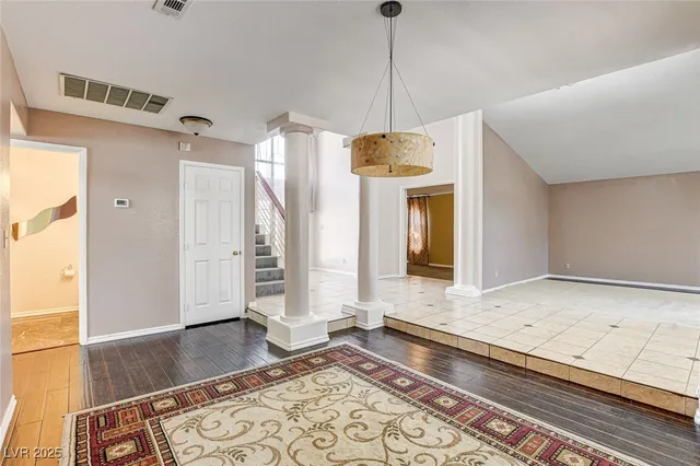 $3,350 | 8344 Snowmass Drive, Las Vegas, NV 89128