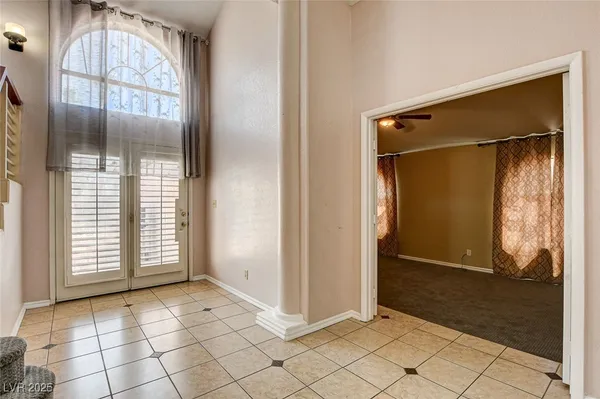 $3,350 | 8344 Snowmass Drive, Las Vegas, NV 89128