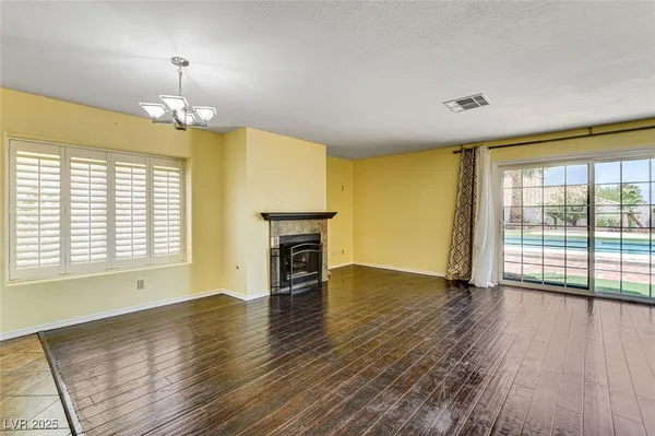 $3,350 | 8344 Snowmass Drive, Las Vegas, NV 89128