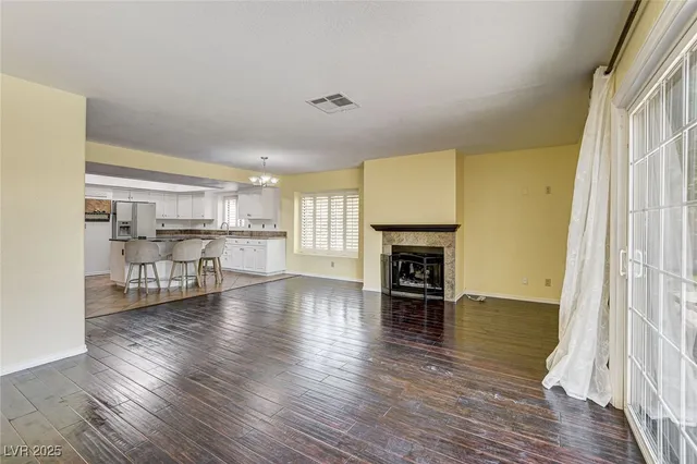 $3,350 | 8344 Snowmass Drive, Las Vegas, NV 89128