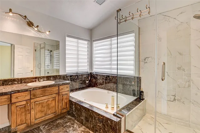 $3,350 | 8344 Snowmass Drive, Las Vegas, NV 89128