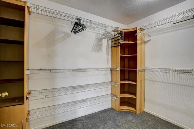 $3,350 | 8344 Snowmass Drive, Las Vegas, NV 89128