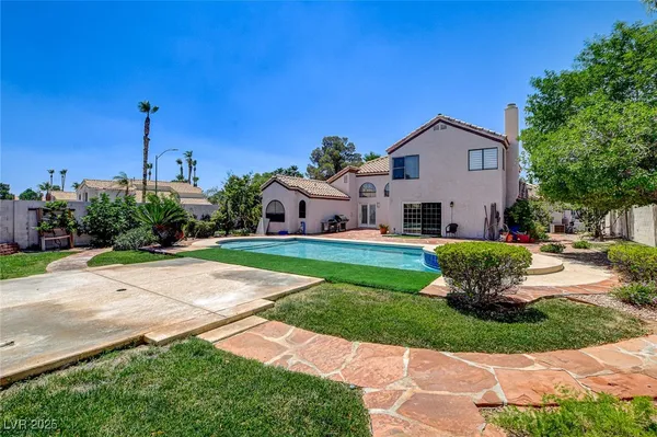 $3,350 | 8344 Snowmass Drive, Las Vegas, NV 89128