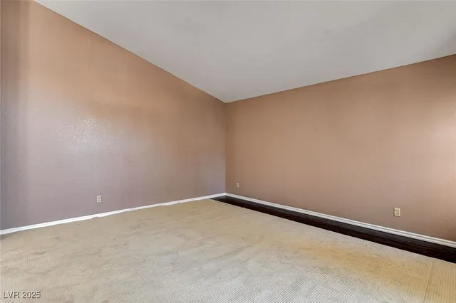 $3,350 | 8344 Snowmass Drive, Las Vegas, NV 89128