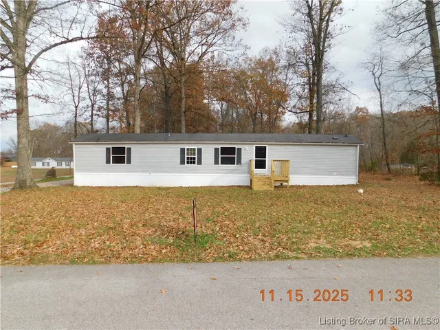 $150,000 | 1260 County Line Road Northeast, Palmyra, IN 47164