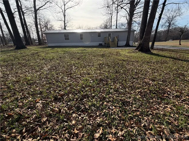 $150,000 | 1260 County Line Road Northeast, Palmyra, IN 47164