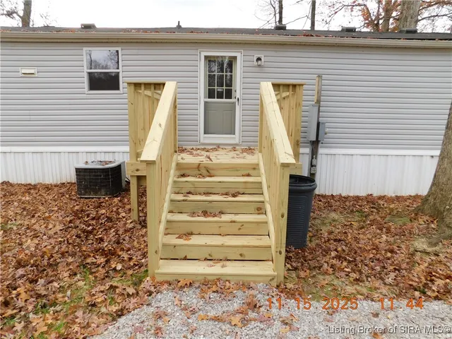 $150,000 | 1260 County Line Road Northeast, Palmyra, IN 47164