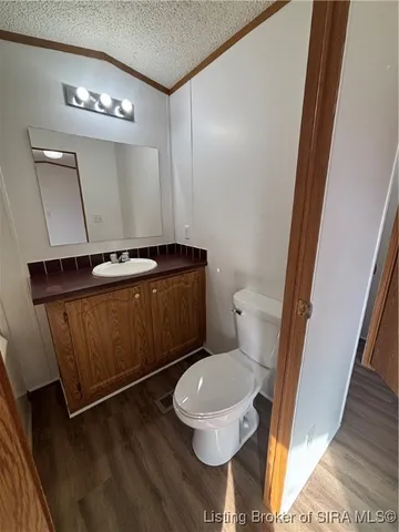 $150,000 | 1260 County Line Road Northeast, Palmyra, IN 47164