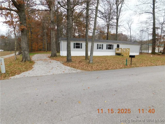 $150,000 | 1260 County Line Road Northeast, Palmyra, IN 47164