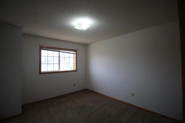 $1,750 | 13230 Meadowood Trail, Unit 107NW, Coon Rapids, MN 55448