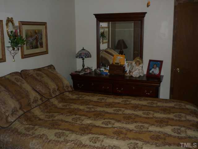 2401 Ross Mill Road Henderson, NC 27537 - Photo 11 of 12 Gallery Image 11