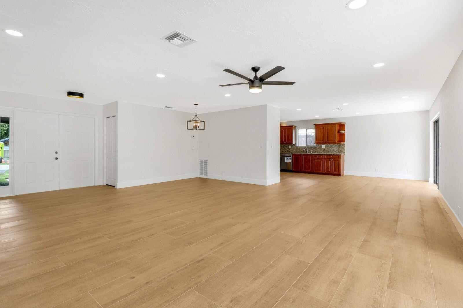 10244 Southwest 49th Manor Cooper City, FL 33328 - Photo 10 of 41 Photo 10