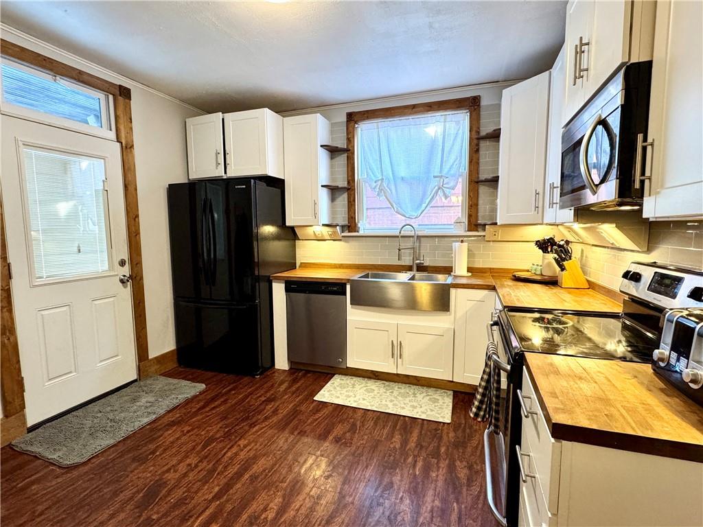 231 North Monroe Street Butler, PA 16001 - Photo 6 of 39