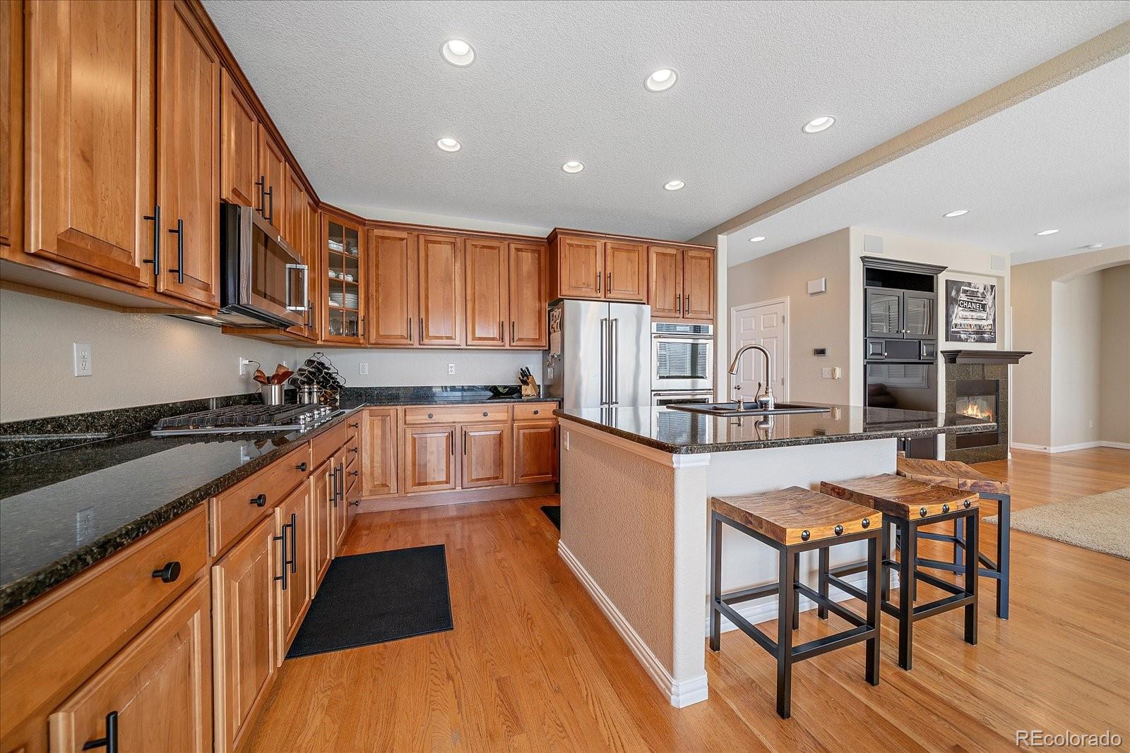 10811 Chadsworth Point Highlands Ranch, CO 80126 - Photo 11 of 50