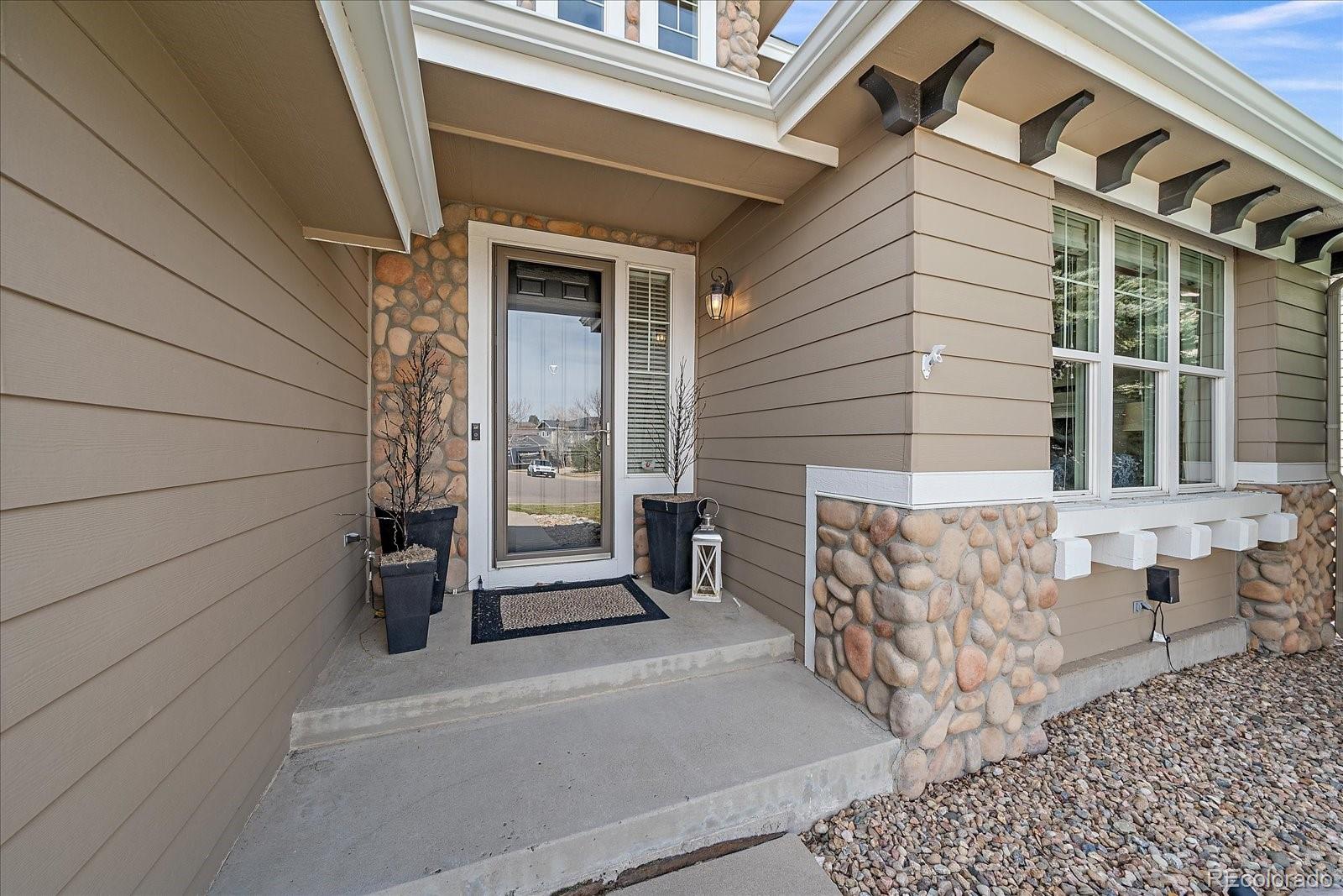 10811 Chadsworth Point Highlands Ranch, CO 80126 - Photo 3 of 50