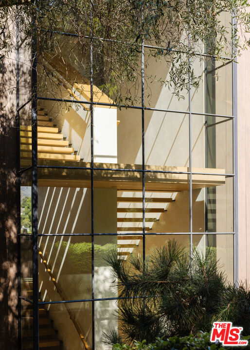 859 Woodacres Road Santa Monica, CA 90402 - Photo 21 of 54