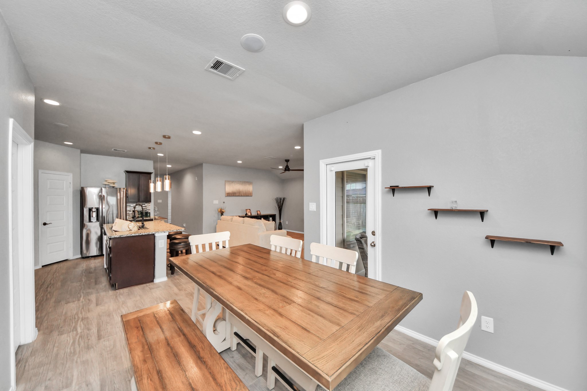 1819 Turtle Bluff Lane Rosenberg, TX 77469 - Photo 14 of 34 Brekfast nook/ dining area. Perfect size for any sized dining table!