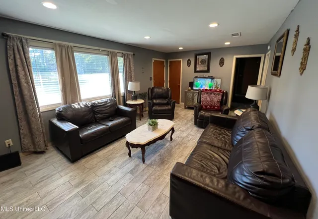 $130,000 | 310 Bounds Street, Jackson, MS 39206