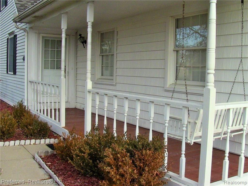 409 Buckingham Road Canton, MI 48188 - Photo 38 of 42 46-IMG_4700.JPG