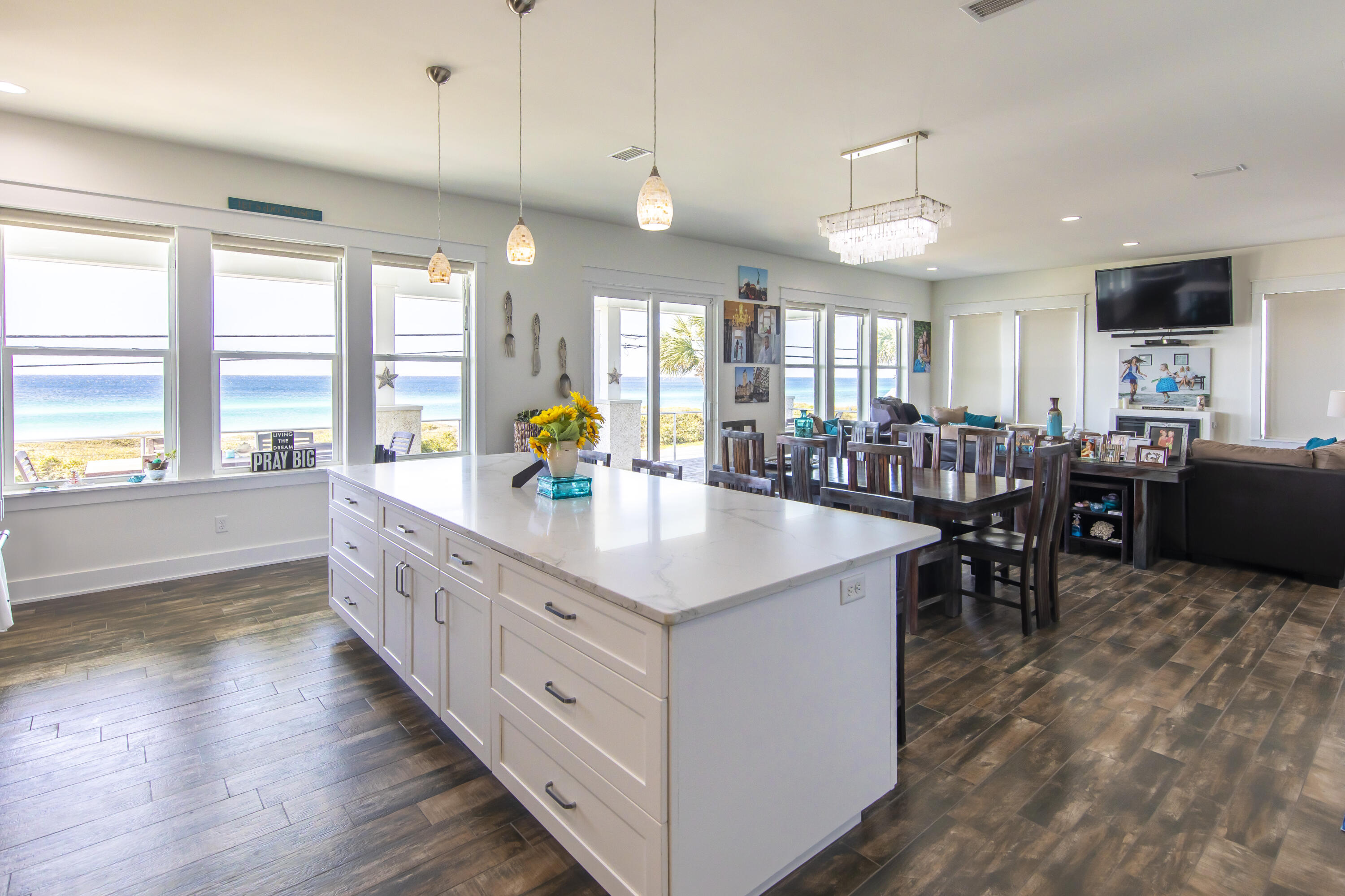 21222 Front Beach Road Panama City Beach, FL 32413 - Photo 35 of 60 21222-front-beach-road-new-living-room-p