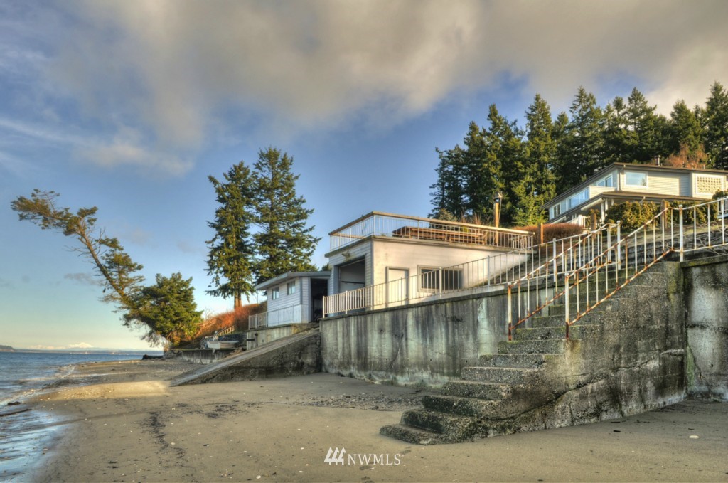 1260 Northwest Comyn Road Poulsbo, WA 98370 - Photo 2 of 25