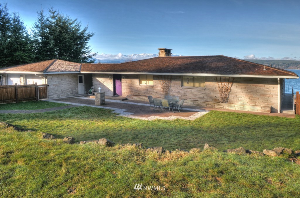 1260 Northwest Comyn Road Poulsbo, WA 98370 - Photo 3 of 25