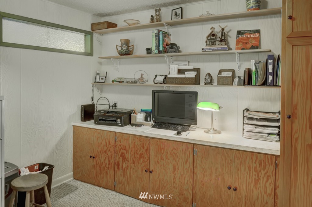 1260 Northwest Comyn Road Poulsbo, WA 98370 - Photo 22 of 25