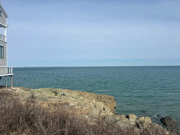 $500,000 | 0 Seaview Avenue, Hull, MA 02045