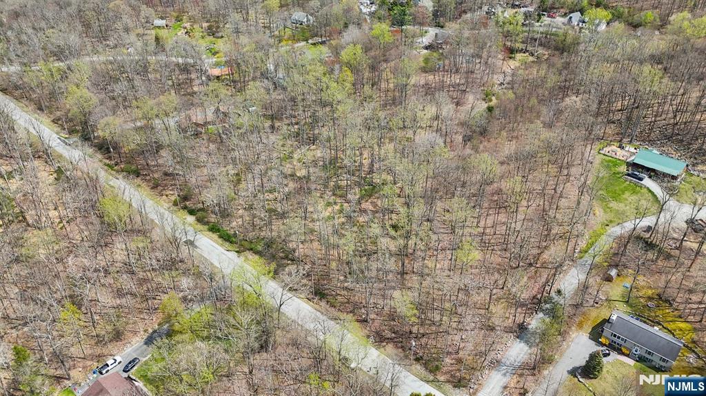 11 Oak Ridge Road Montague, NJ 07827 - Photo 9 of 21 a close up of a wall