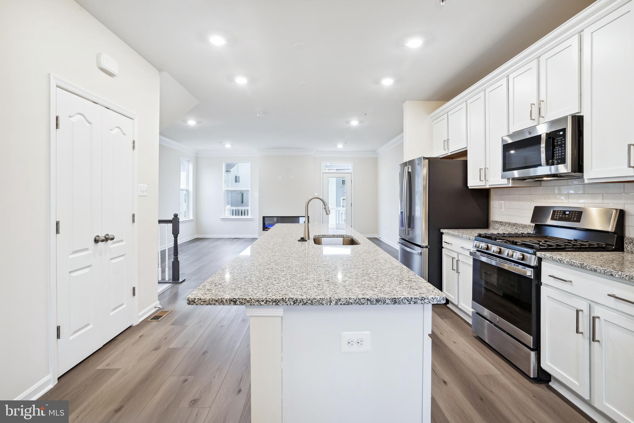 217 Southwind Drive Accokeek, MD 20607 - Photo 15 of 30 Kitchen