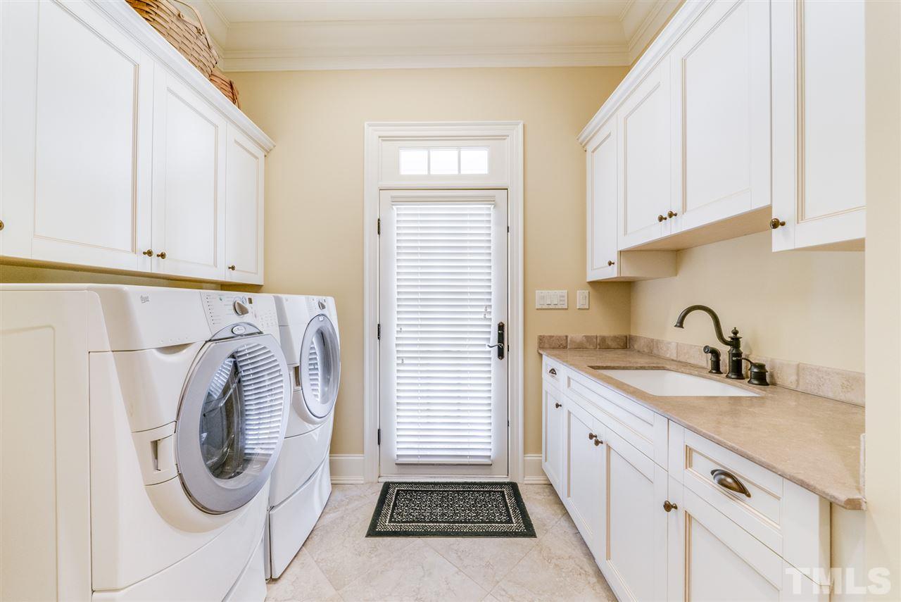 5220 Newstead Manor Lane Raleigh, NC 27606 - Photo 18 of 25 Gallery Image 18