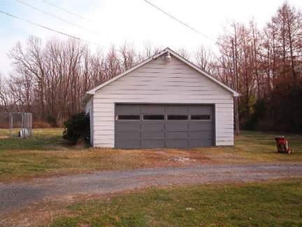 8260 Interchange Road Lehighton, PA 18235 - Photo 3 of 5 Garage