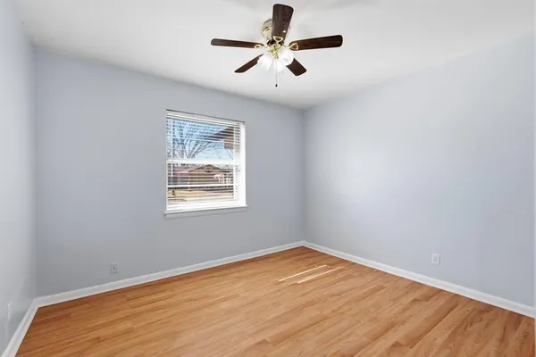 $2,350 | 242 West Cober Drive, Grand Prairie, TX 75051