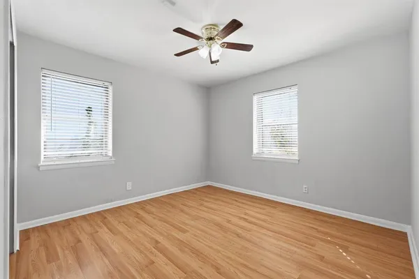 $2,350 | 242 West Cober Drive, Grand Prairie, TX 75051