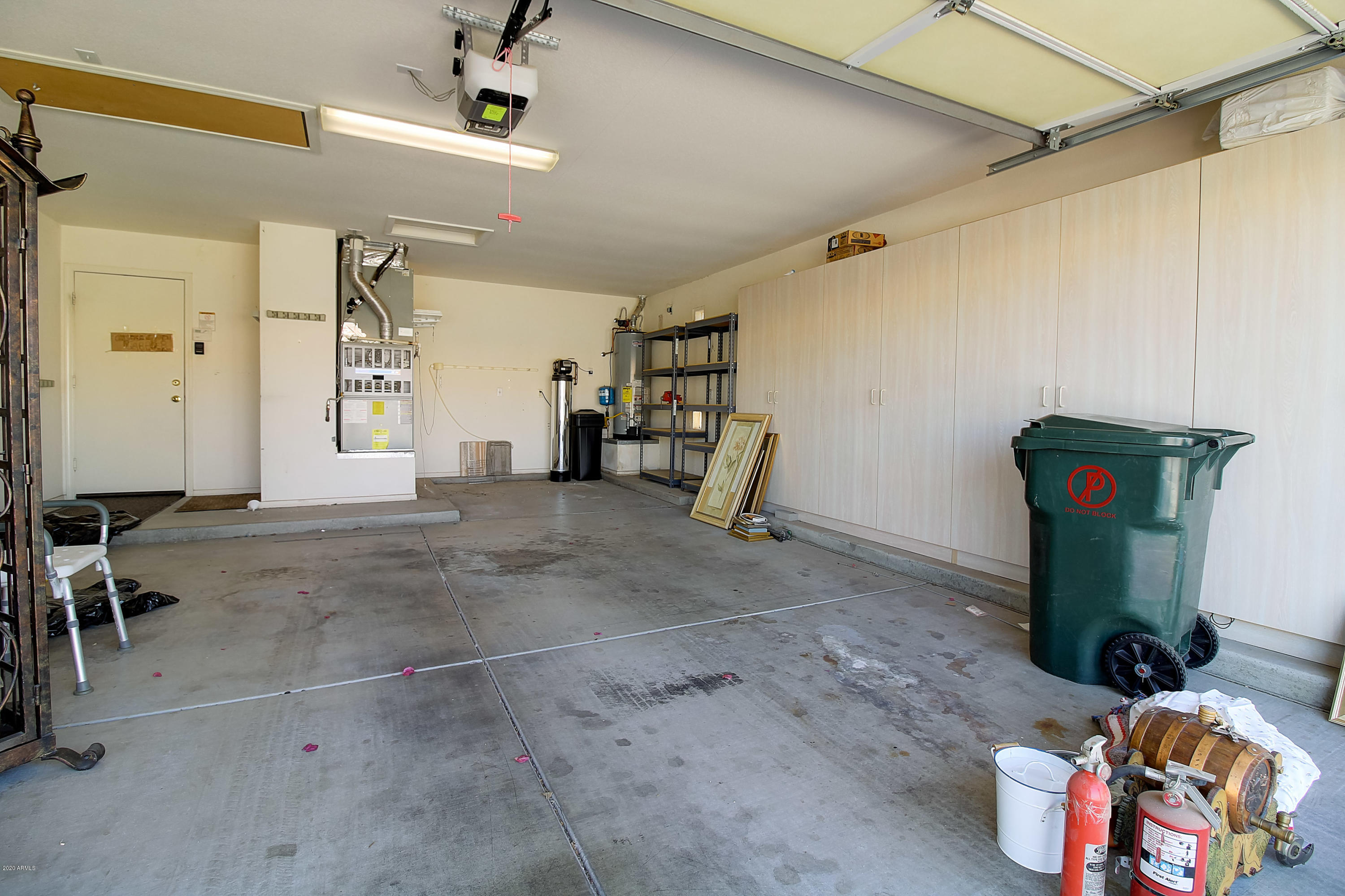15311 West Piccadilly Road Goodyear, AZ 85395 - Photo 24 of 29 2.5 Garage