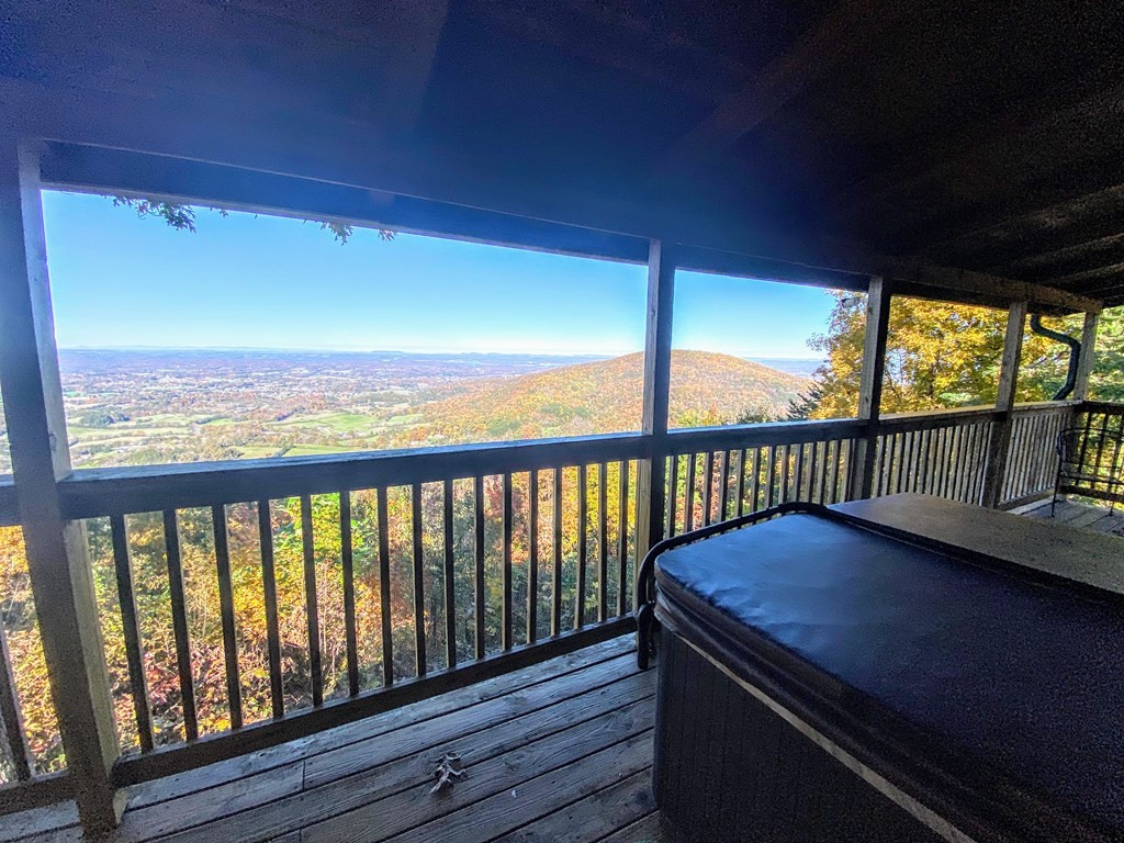 709 Shell Mountain Road Sevierville, TN 37876 - Photo 4 of 46