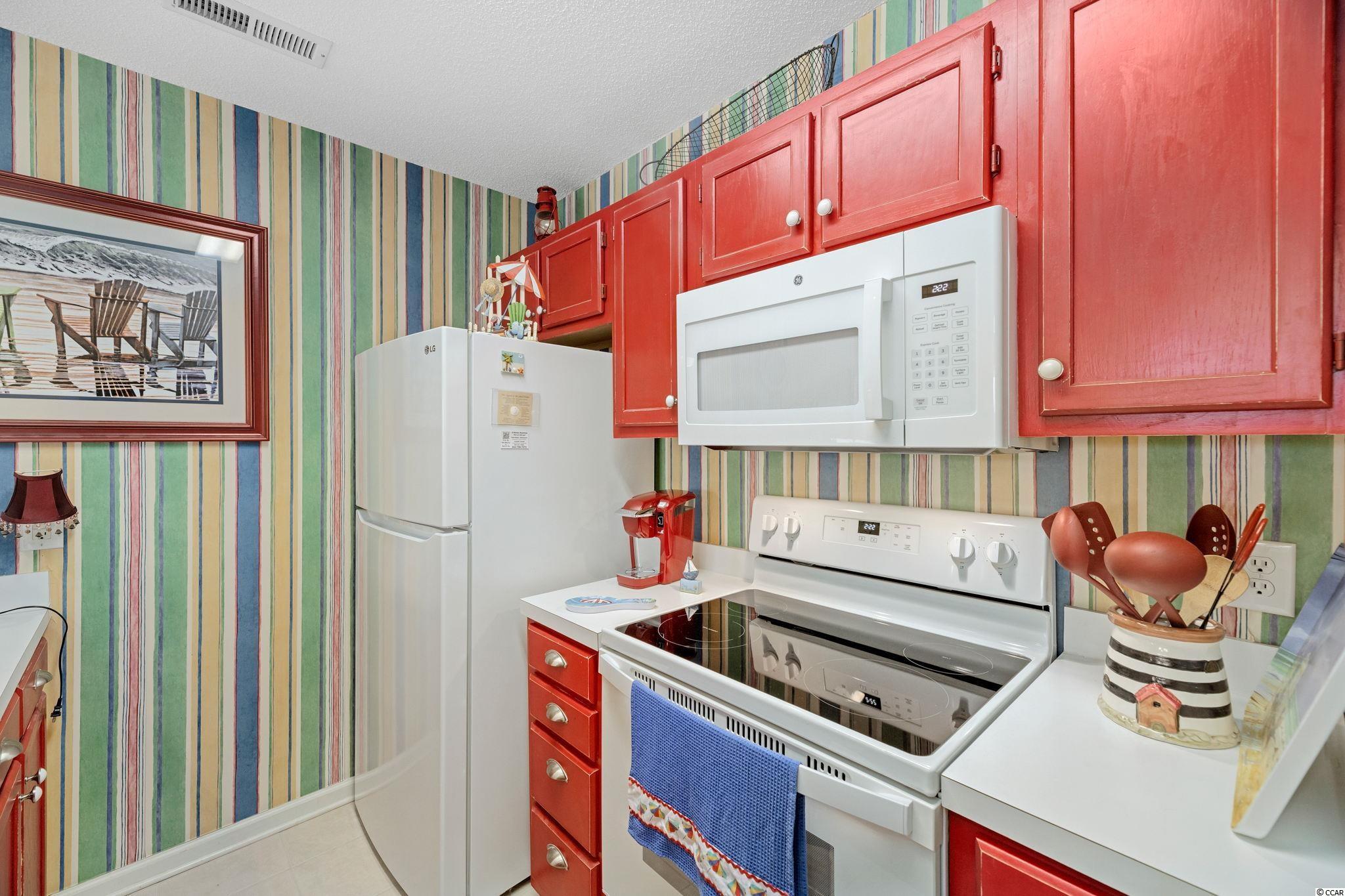 214 Landing Road, Unit H North Myrtle Beach, SC 29582 - Photo 12 of 35 Gallery Image 12